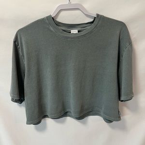 Aritzia Tna Laid Back Tee Shirt